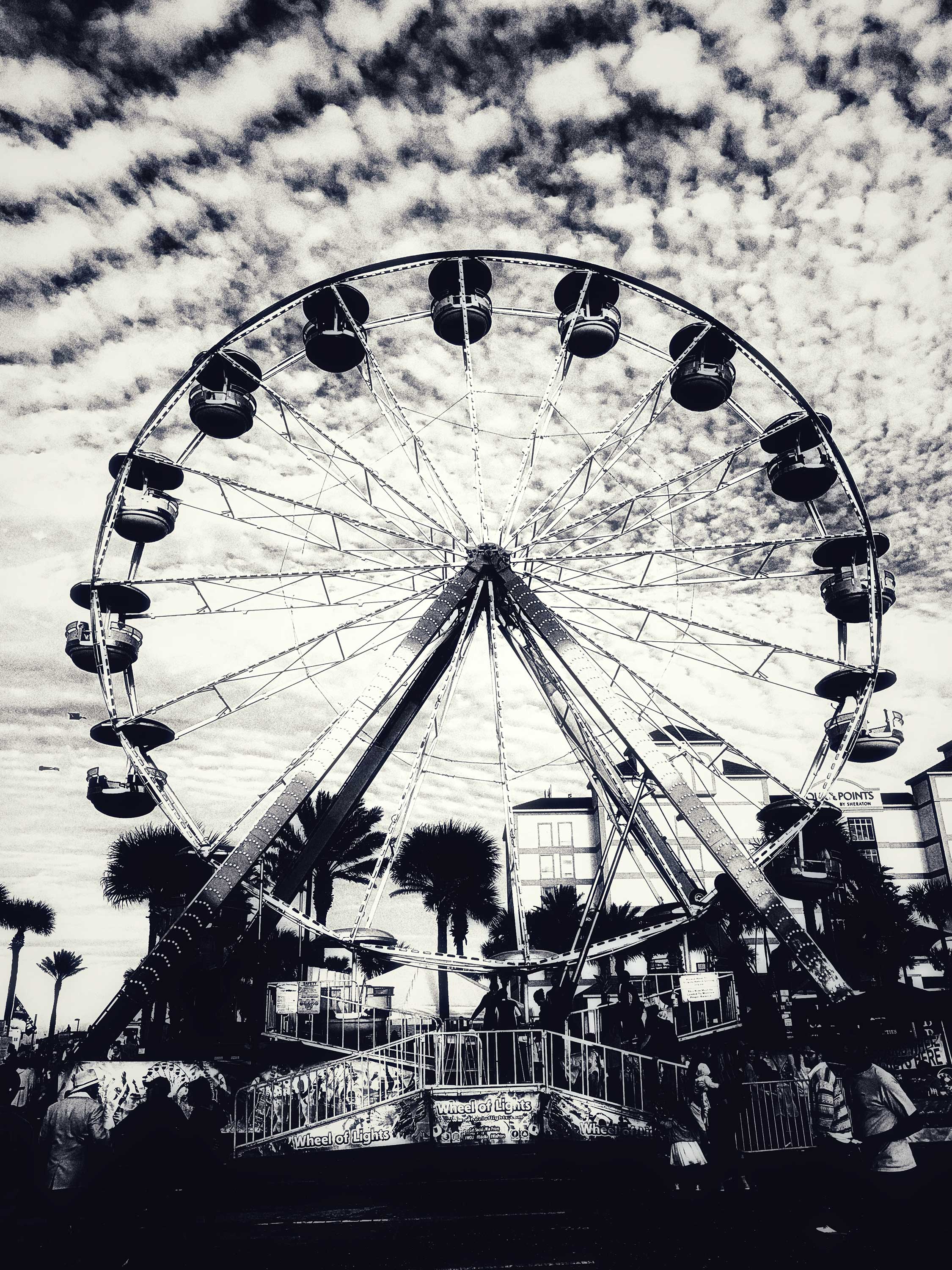 Carnie day out at the Fair, Jacksonville Beach, scary old Big Wheel - Trevor Tanner