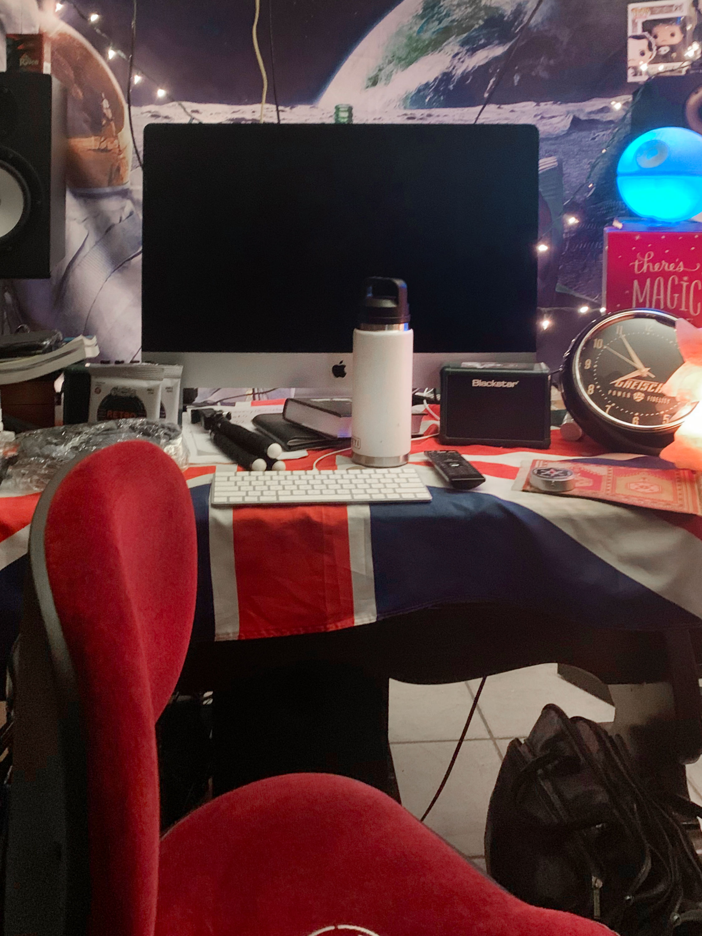 Modern Man Cave with all the trimmings - Trevor Tanner