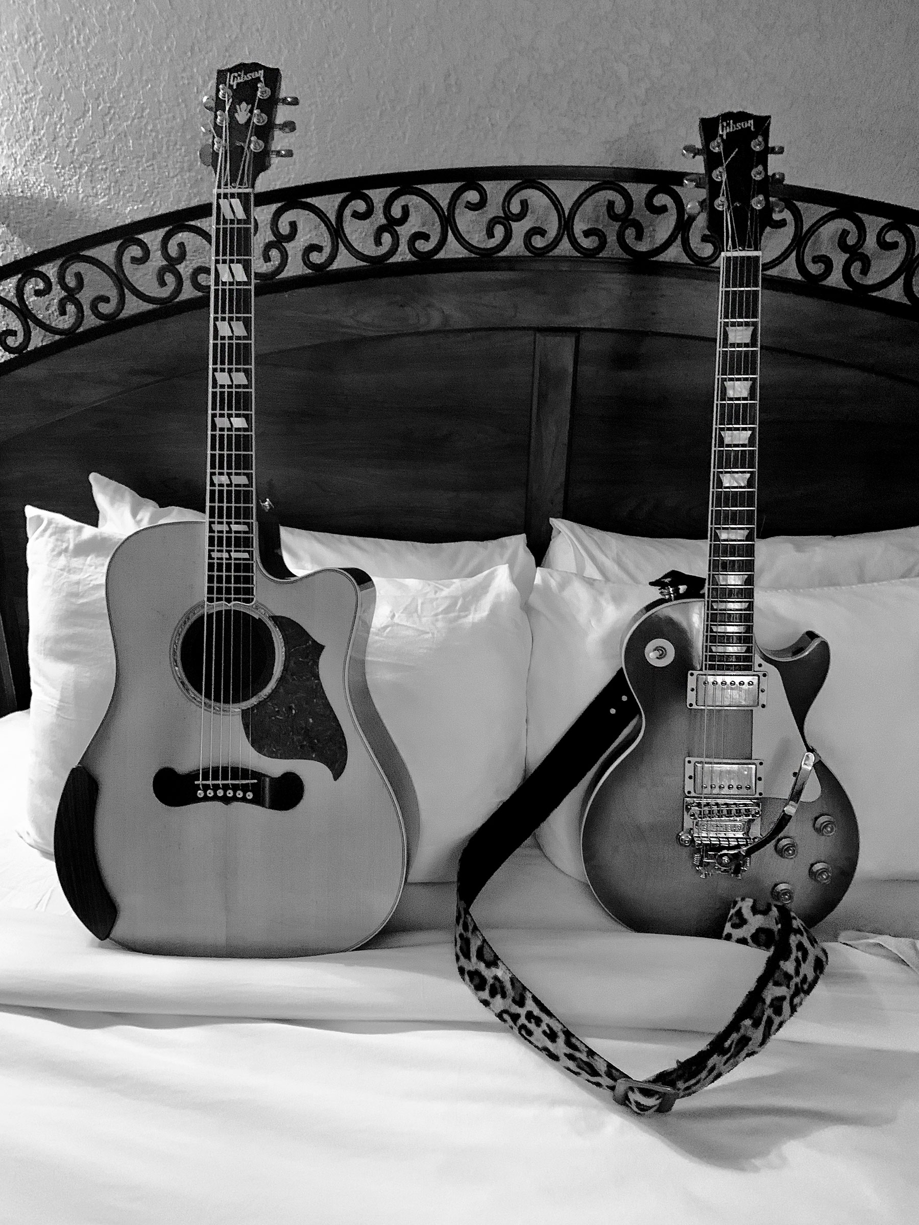 2004 Gibson Songwriter Deluxe with ebony fretboard, 1994 Gibson Les Paul Classic, honeyburst with Stetsbar Tremolo - Trevor Tanner